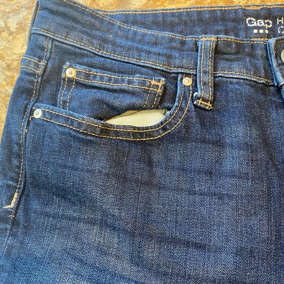 Gap Women’s High Rise Skinny Jeans - Dark Wash - Picture 2 of 6